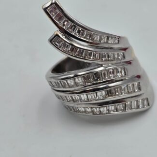 ANELLO ORO BIANCO DIAMANTI BAGUETTE 2 CT